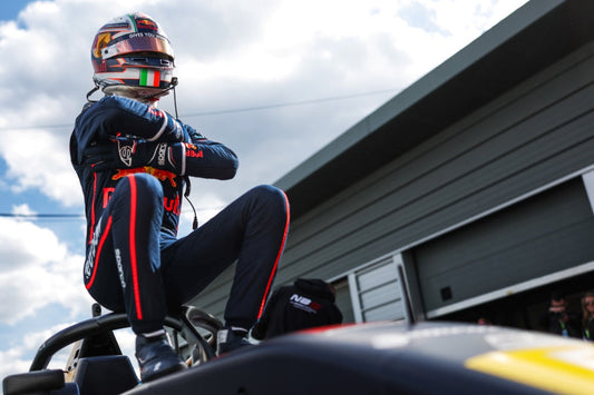 Formula 4 at snetterton racetrack